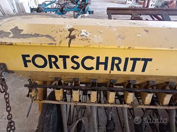 Seminatrice universale