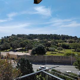 Cagliari, Monte Claro, appartamento panoramico