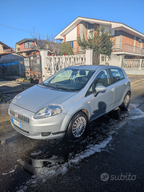 Grande Punto per famiglia neopatentati trattabile