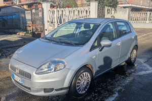 Grande Punto per famiglia neopatentati trattabile