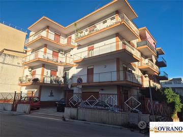 CARINI: APPARTAMENTO 3° PIANO MQ 165