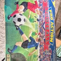 Gioca calcio da tavolo