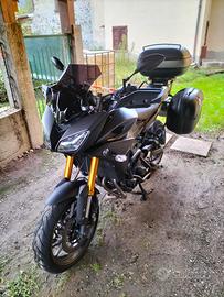 Moto Yamaha Tracer 900 