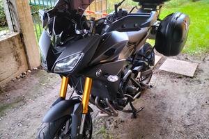 Moto Yamaha Tracer 900 