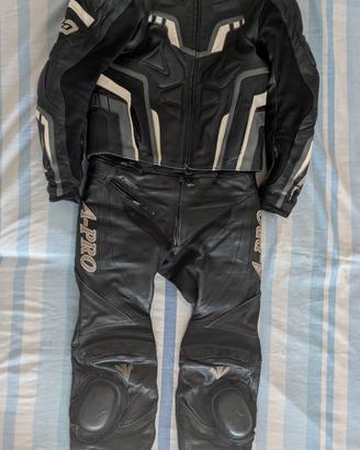 tuta moto divisibile con saponette 