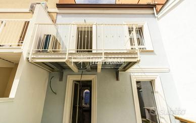 APPARTAMENTO NUOVO IN CENTRO!