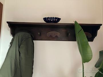 mensola appendiabiti arte povera