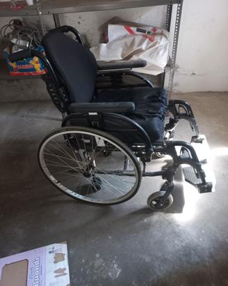 carrozzina manuale x disabili Ottobock