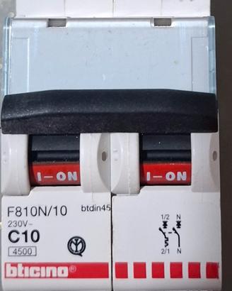 N.2 Interruttori BTicino C10