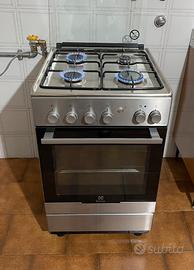 Cucina Electrolux acciaio inox