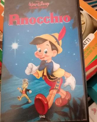 VHF Pinocchio, Winny Puh e Asterix