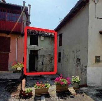 Immobile in asta di 149 m² con 2 locali e box auto