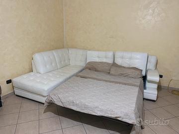 Divano in pelle 6 metri