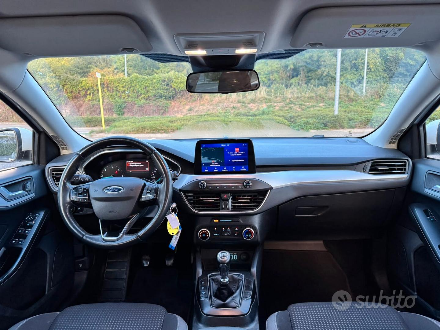 Ford Focus 2021 photo 2