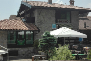 Villa indipendente residenziale/commerciale