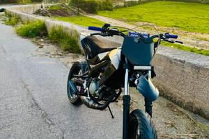 aprilia sx 50 motard