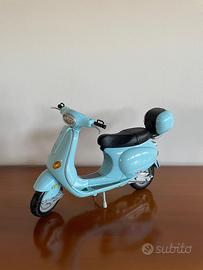Scooter Barbie - Mattel 2002