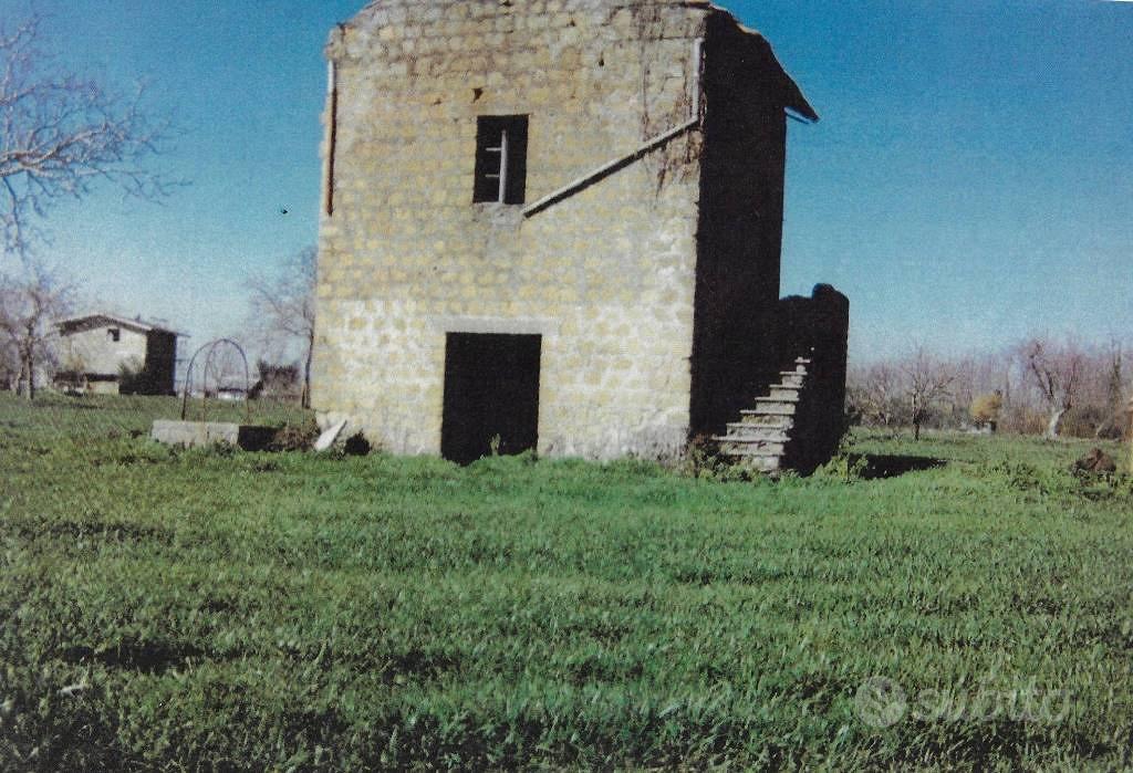 Rustico / Casale di 80 m² con 4 locali a Cave - Vista 2