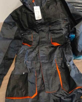 Tuta da lavoro occhiali e cuffie