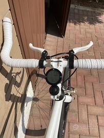 Bici fixed/ruota libera full white