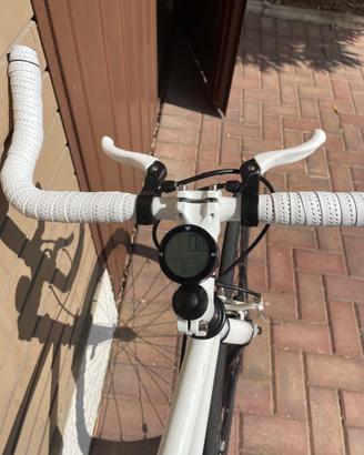 Bici fixed/ruota libera full white