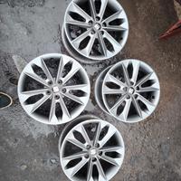 Cerchi in lega da 16' Seat Ibiza FR