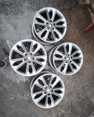 Cerchi in lega da 16' Seat Ibiza FR