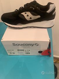 NUOVE saucony