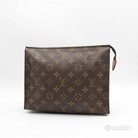 Louis Vuitton pochette toilette 26 monogram