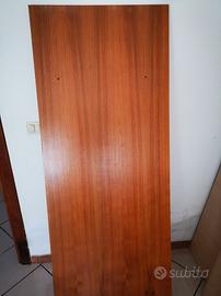 Tavolo in legno 