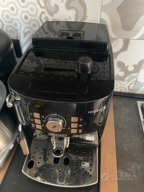 De Longhi Magnifica
