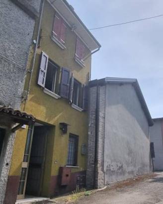 Casa indipendente di 180 m² con 5 locali a Lesigna