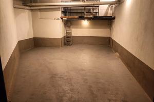 Garage box auto - zona Ospedale Borgo Trento