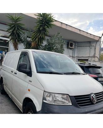 WOLKSWAGEN TRANSPORTER T5 - MANUTENZIONE MANIACALE
