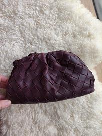 pochette in pelle intrecciata tipo Bottega Veneta