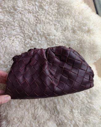 pochette in pelle intrecciata tipo Bottega Veneta