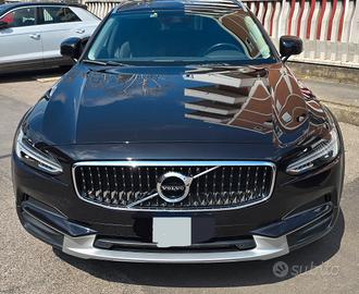 VOLVO V90 CROSS COUNTRY 2017