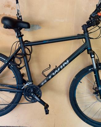 MTB  BTwin rockrider 500 alluminium