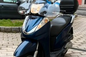 Honda Sh 300 i.e. sport 