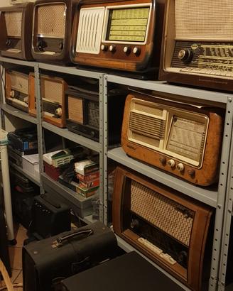 Radio d'epoca valvole transistor