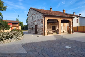 Appartamento di 100 m² con 3 locali a Creazzo
