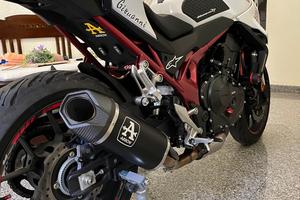 Honda hornet CB 750 2023 