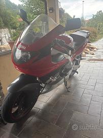 Yamaha YZF 600 R