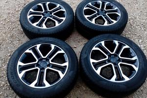 Cerchi e gomme termiche 18 originali jeep