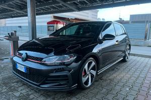 Volkswagen Golf GTI Performance