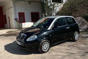 Lancia Ypsilon 1.2 Argento