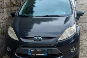 Ford Fiesta 1.4 TDCI 68 cv 5P  Titanium