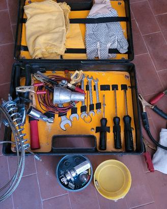 Kit attrezzi auto/emergenza vintage