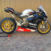 Ducati Panigale V4 R