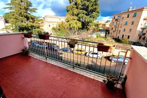 Viterbo Cappuccini Appartamento 150mq con giardino